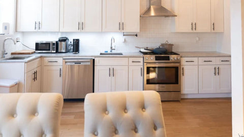 The Smart Podcaster’s Guide to Renting Space in NYC